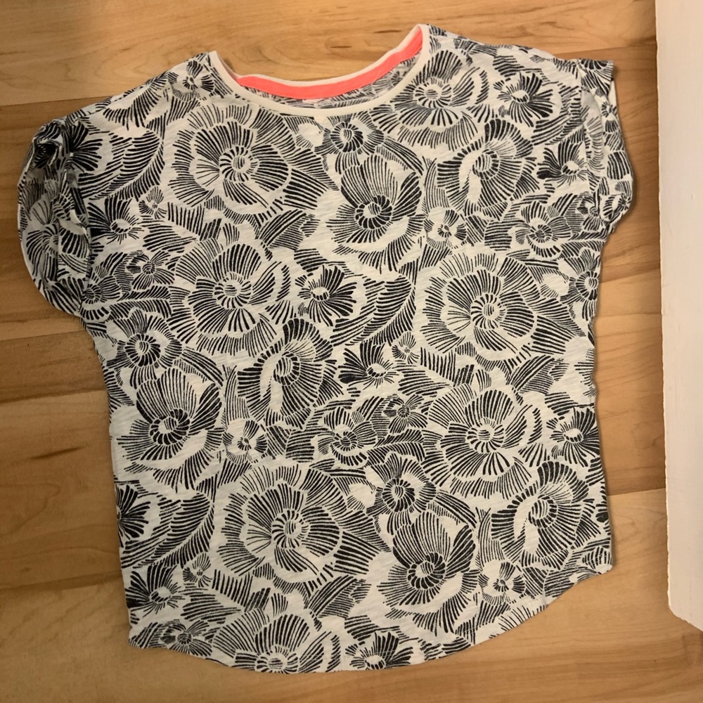 Old Navy Tee